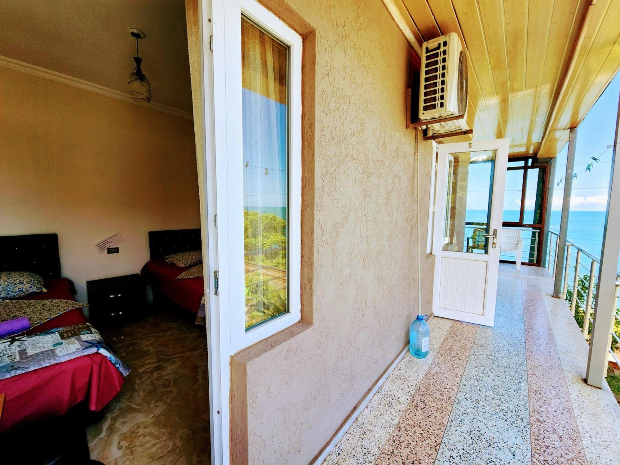 Guest House Nona Chakvi Buitenkant foto