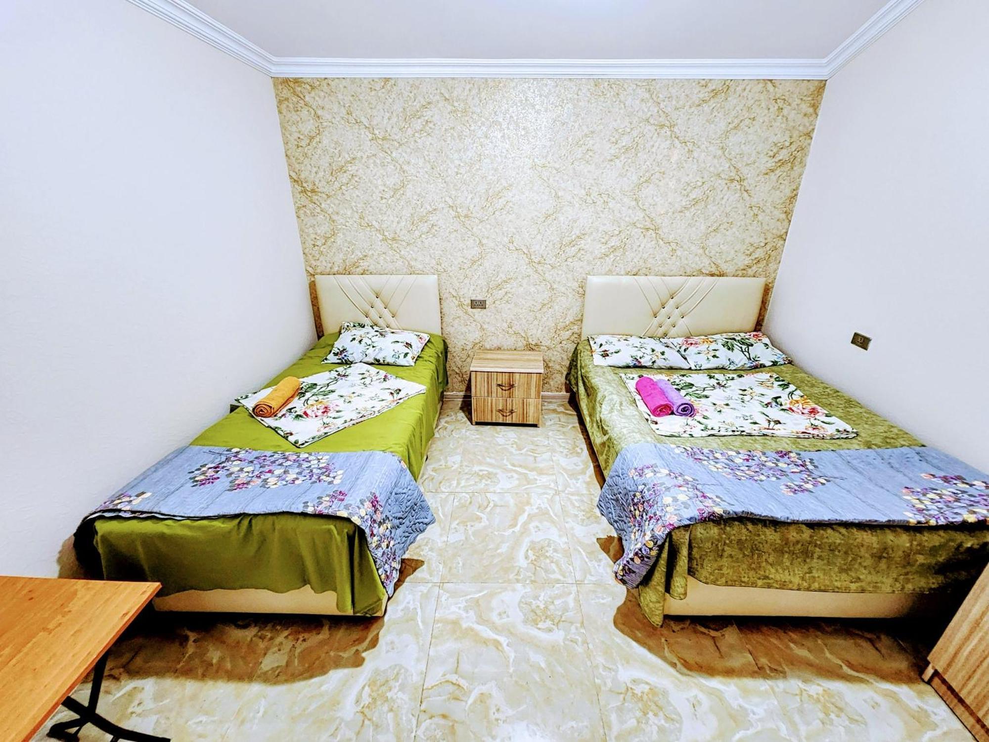 Guest House Nona Chakvi Buitenkant foto