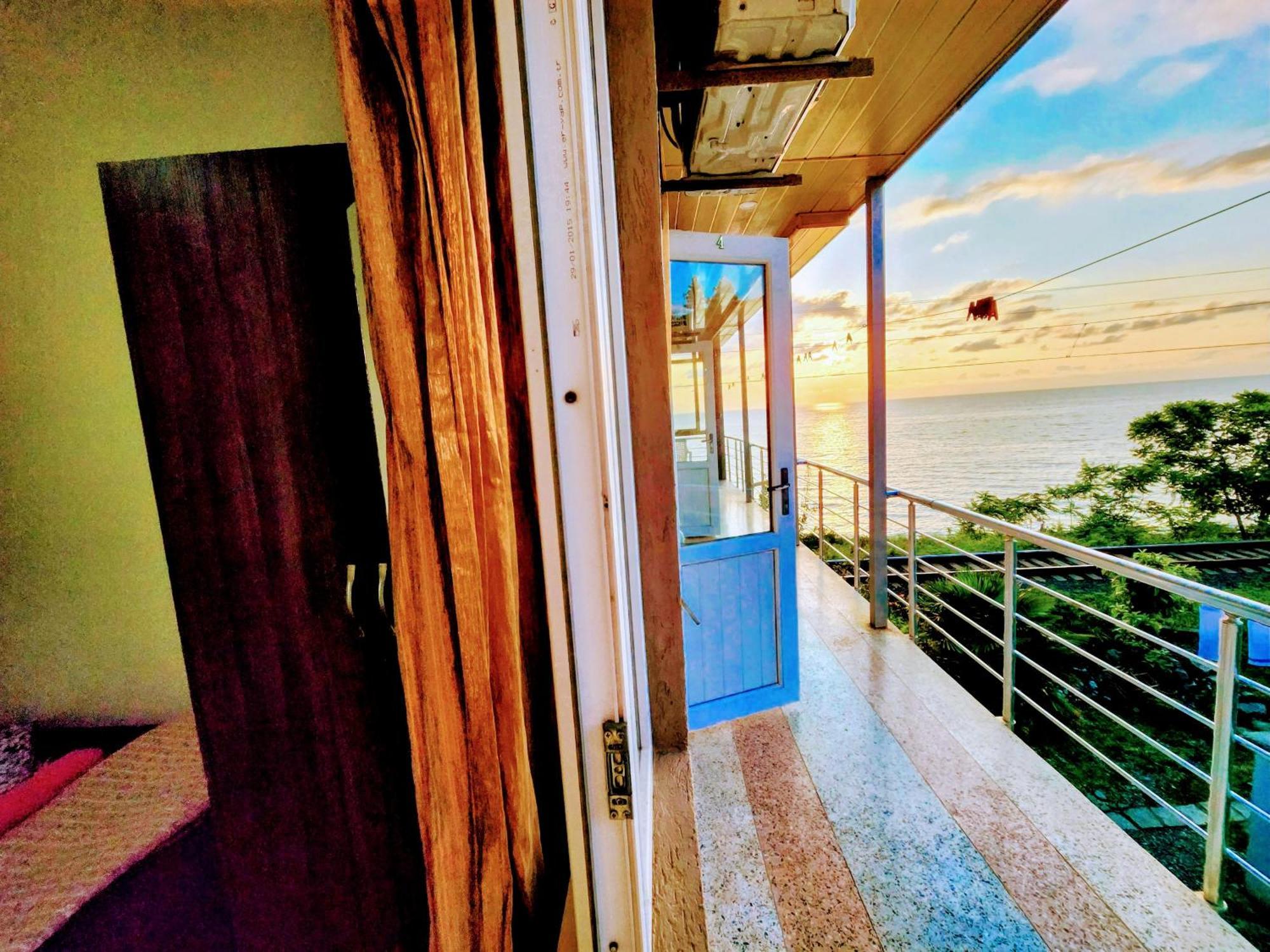 Guest House Nona Chakvi Buitenkant foto